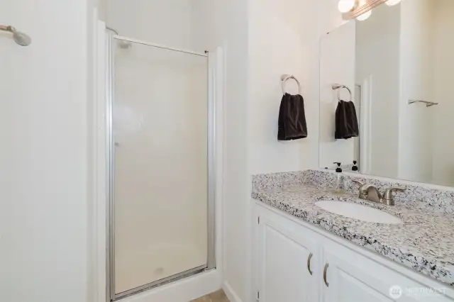 3rd bedroom 3/4 bathroom