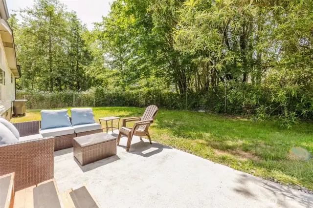 Great area right off the kitchen!