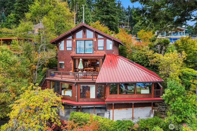 Your home sits high above the beach line and has a reinforced foundation (earthquake retrofit, pinpiles). Rest easy here.