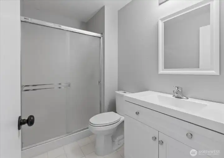 Primary Suite Bathroom
