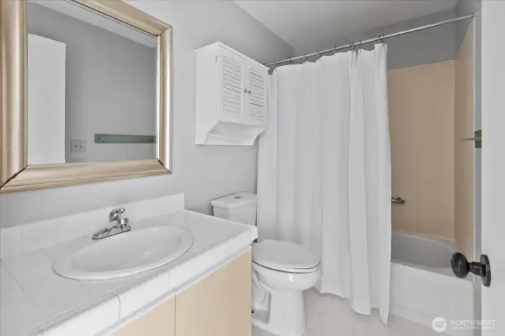 Guest Bathroom adjacent to 2nd bedroom.