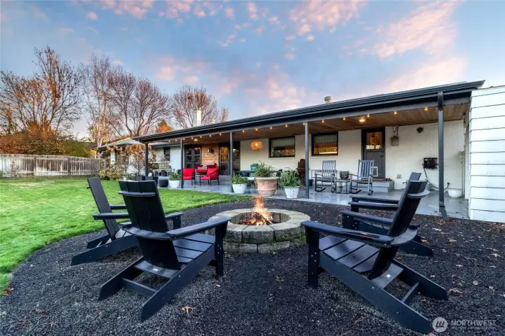 Large Private Lot in Desirable Neighborhood