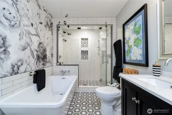 Soaking Tub and Walk-In Shower