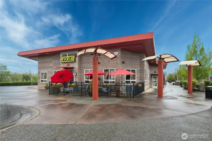Restaurant / market