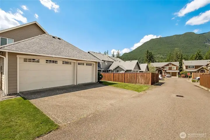 The 792sf 3 car garage provides ample space for vehicles, storage and all your hobbies The 792sf 3 car garage provides ample space for vehicles, storage and all your hobbies