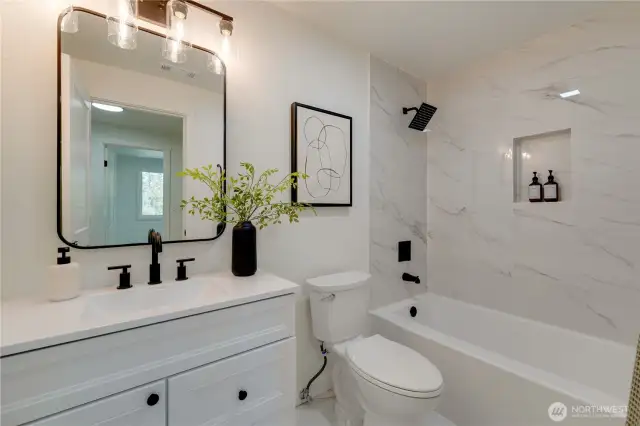 Upper Level Full Bath