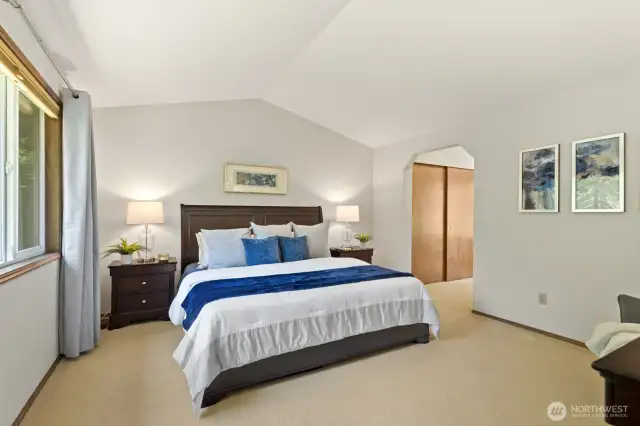 Head upstairs to discover all 5 bedrooms (a rare layout!), including this delightful primary suite.
