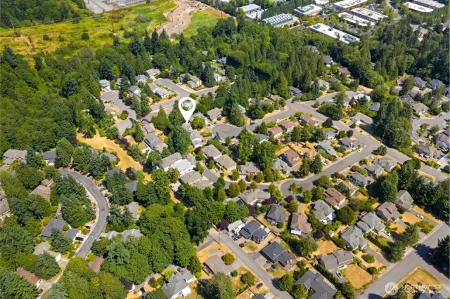 A neighborhood park is tucked right down the street, and you're ideally set right in between both Redmond and Kirkland.