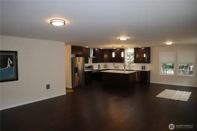 livingroom/kitchen