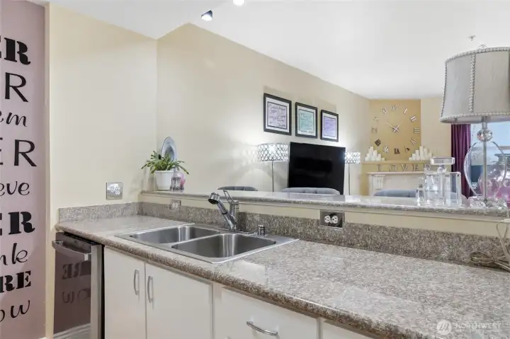 Kitchen with Eat Bar