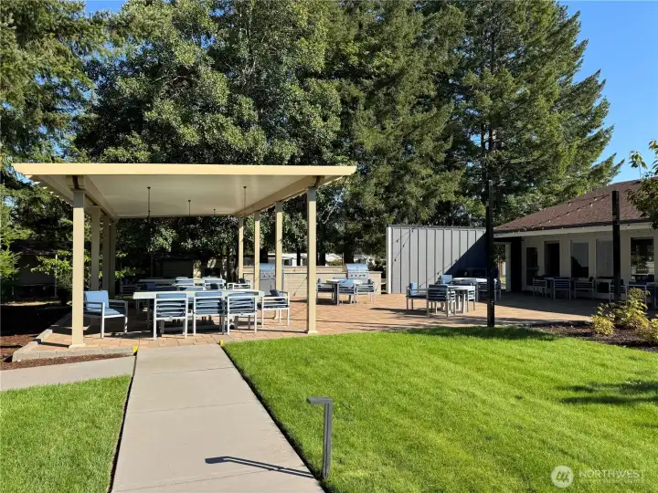 Outdoor entertaining area