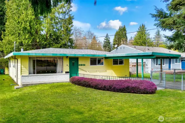 Conveniently located rambler on a quiet culdesac.