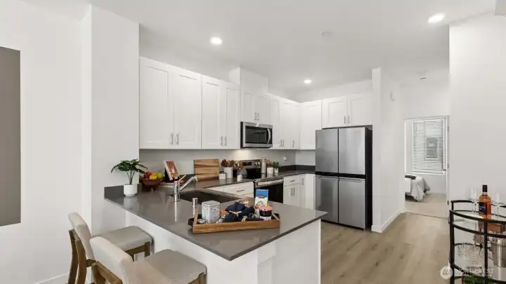 Photos for representation only. Features, colors, and selections may differ from photograph. See site agent for details. Photos for representation only. Features, colors, and selections may differ from photograph. See site agent for details.
