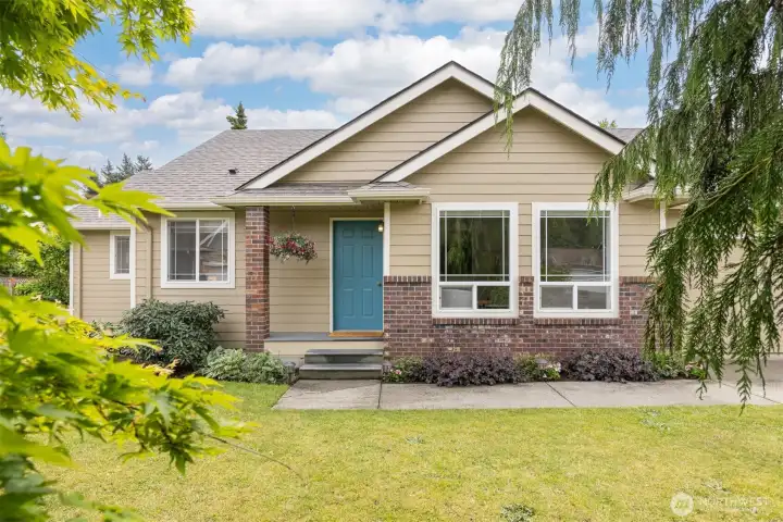 This quiet cul-de-sac offers mature landscaping and timeless curb appeal. This quiet cul-de-sac offers mature landscaping and timeless curb appeal.