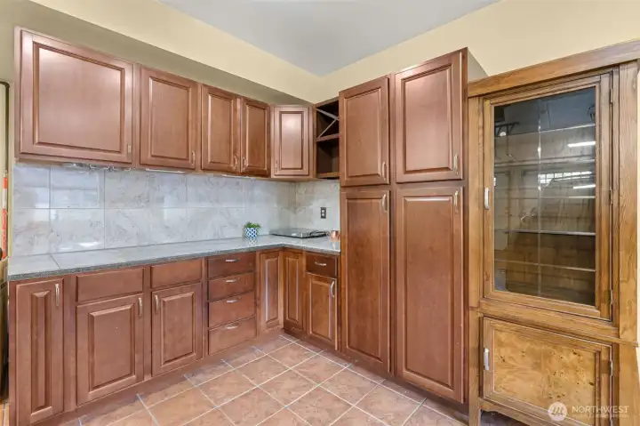 Custom Garage Cabinetry and Finished Floor
