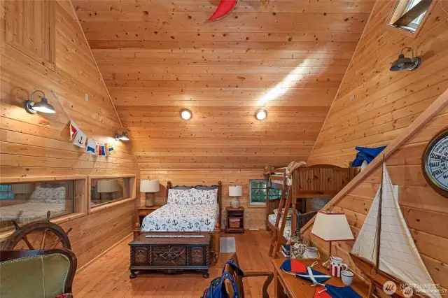 Upstairs office or bedroom in barn.