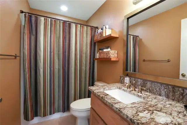Full Upper Bath