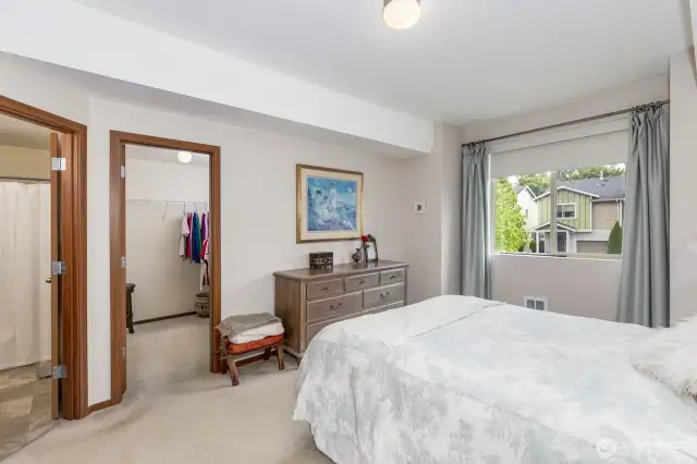 Primary suite with walk-in closet