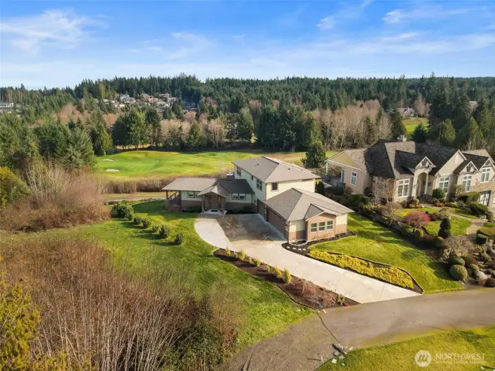 House located right above 13th hole of White Horse golf course.