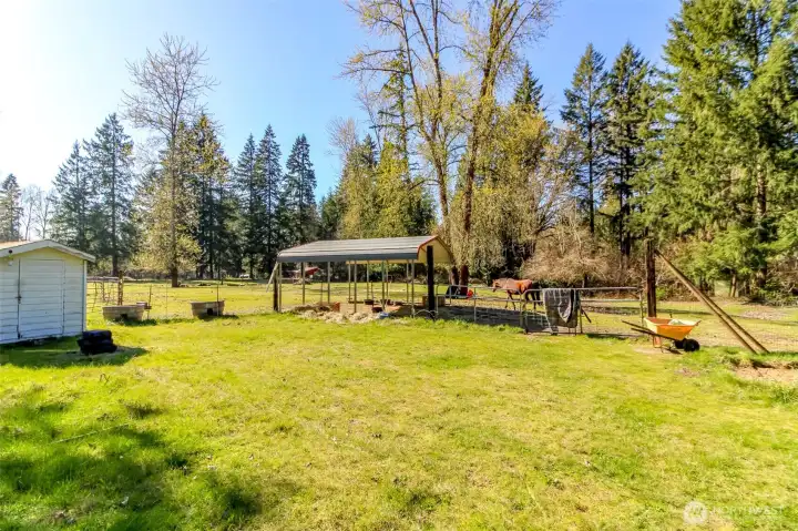 If you're looking for close in acreage, come and check this out.
