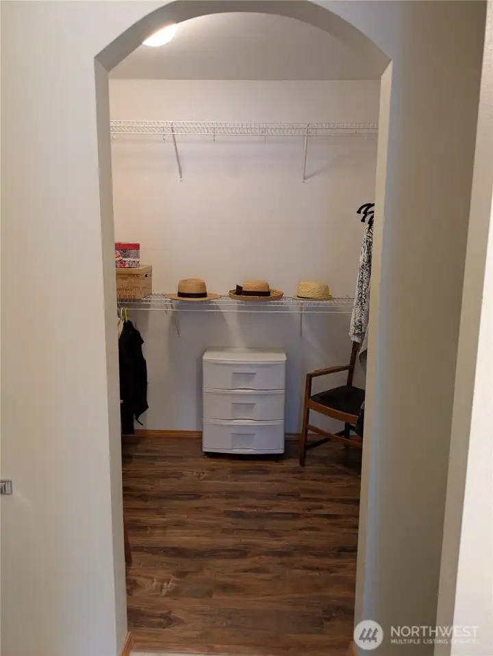 walk-in closet
