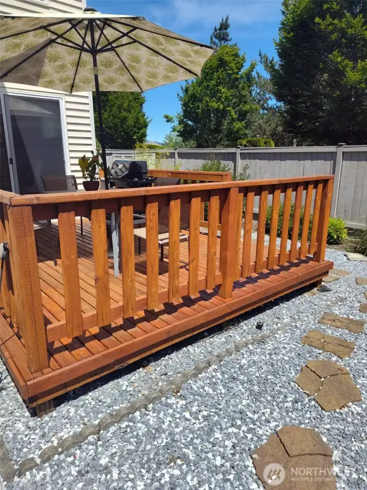 easy-care rock landscaping