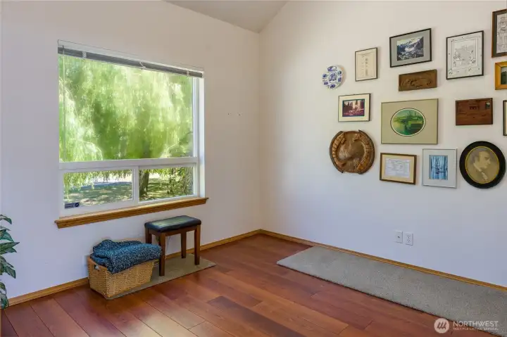 Office/flex room.