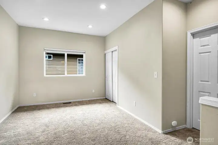 Upstairs Flex Space/Could be turned into 4th BR Upstairs Flex Space/Could be turned into 4th BR