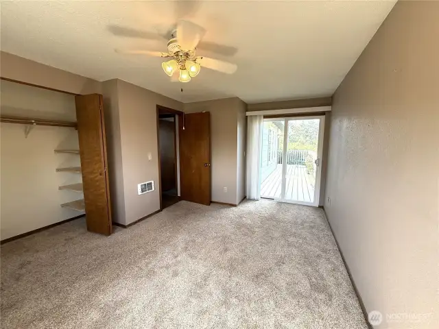 1st upper bedroom