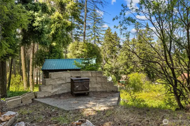 Stove/additional fire area