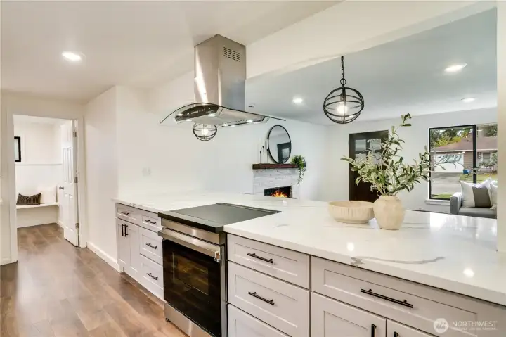 Turnkey rambler, meticulously cared for—true homeownership pride in every detail.