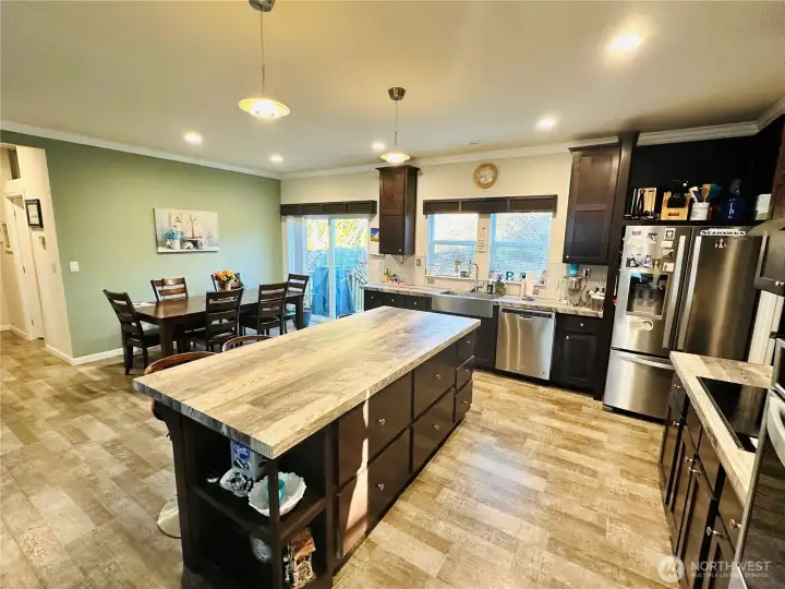 Check out the island for extra storage!