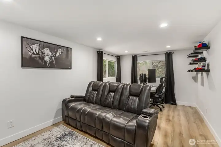 Main Home Flex Space