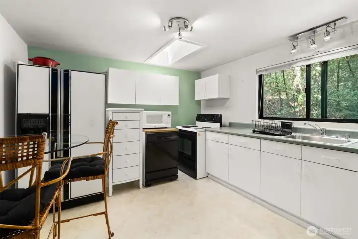 Dine-in kitchen area.