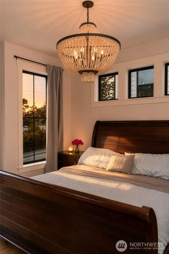Cozy retreat with elegant lighting and peaceful sunset views. Cozy retreat with elegant lighting and peaceful sunset views.