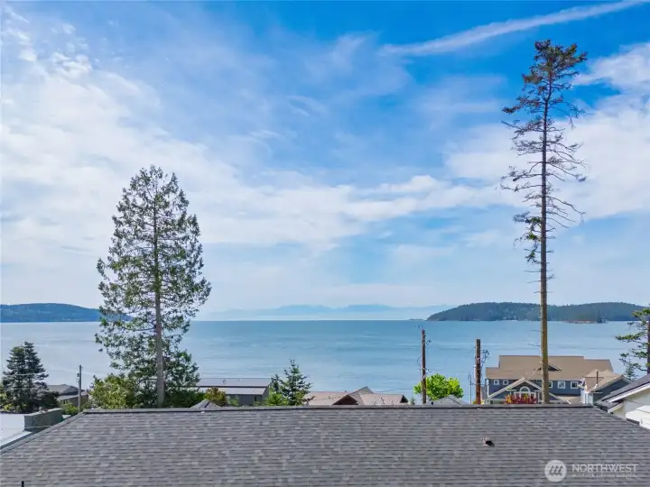 Sweeping water views and island scenery from this elevated vantage point. Sweeping water views and island scenery from this elevated vantage point.