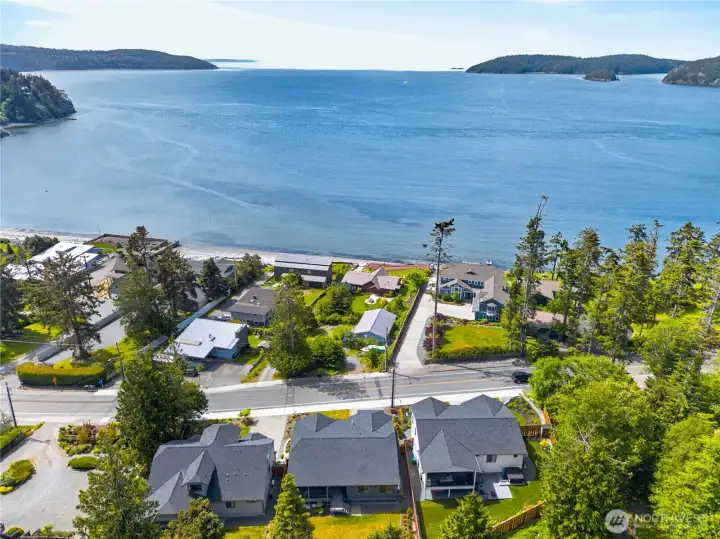 Stunning panoramic water views in a peaceful coastal setting. Stunning panoramic water views in a peaceful coastal setting.