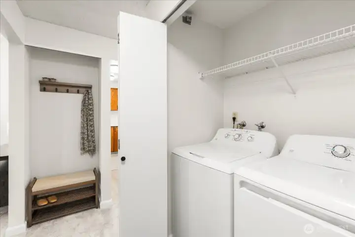 In unit laundry, washer/dryer stay.