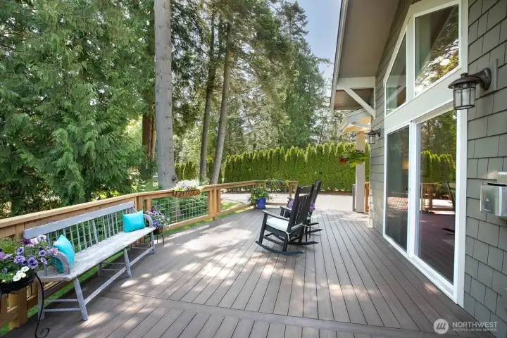 Deck Seating Area