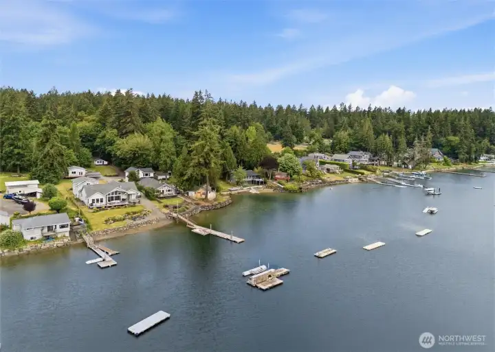 Stunning waterfront property located on coveted Horsehead Bay in Gig Harbor, WA. This rare opportunity offers unparalleled access to the best of bay living, featuring private waterfront enjoyment perfect for kayaking, boating, swimming, and sunbathing. Immerse yourself in the serene beauty of the Pacific Northwest with frequent wildlife sightings right from your doorstep. Properties in this treasured location are highly sought after and rarely stay on the market for long. Stunning waterfront property located on coveted Horsehead Bay in Gig Harbor, WA. This rare opportunity offers unparalleled access to the best of bay living, featuring private waterfront enjoyment perfect for kayaking, boating, swimming, and sunbathing. Immerse yourself in the serene beauty of the Pacific Northwest with frequent wildlife sightings right from your doorstep. Properties in this treasured location are highly sought after and rarely stay on the market for long.
