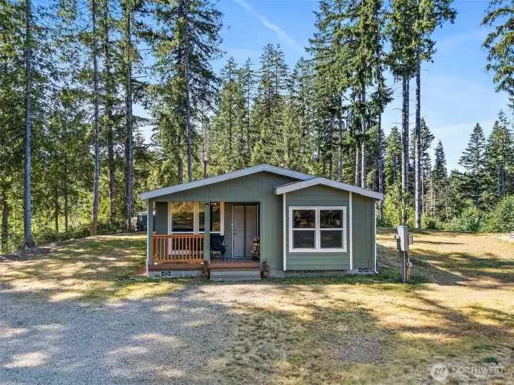 Built in 2022, 3bd, 2ba on .52 acres.