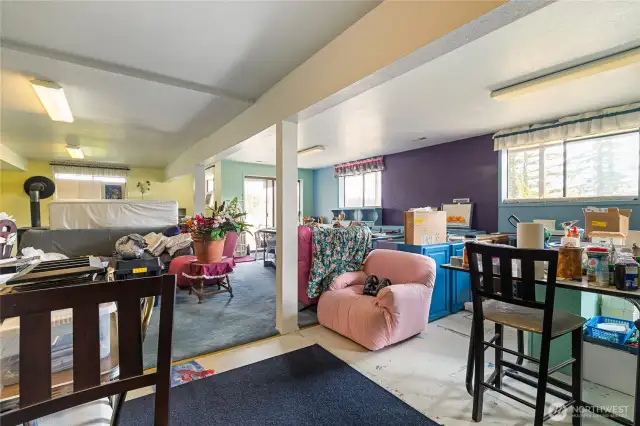 Huge rec room area downstairs