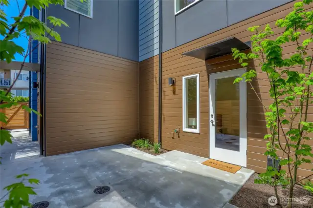 Separate entry to ground floor bedroom.
