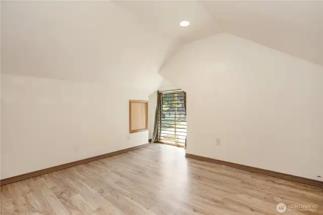 Bonus Room Can Be Used As a 4th Bedroom
