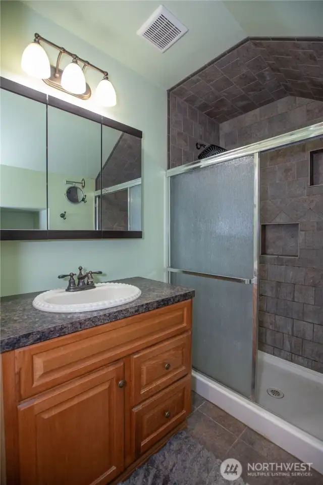 Guest Bathroom Upstairs