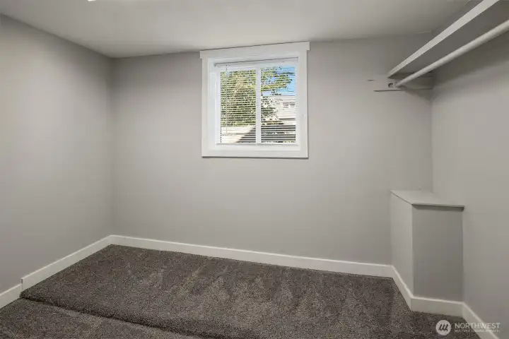 Lower bonus room