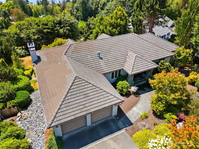 Private entry with well-maintained landscaping.