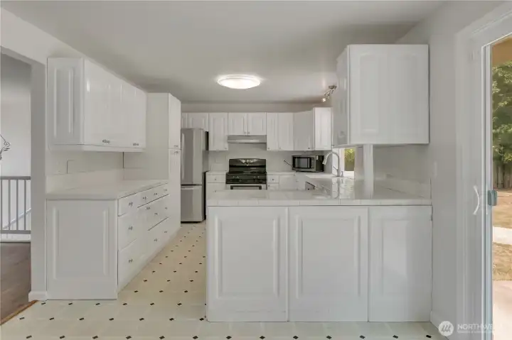 Kitchen with great counter space