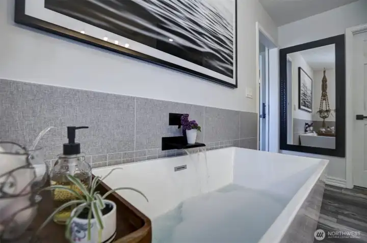 Soaking Tub