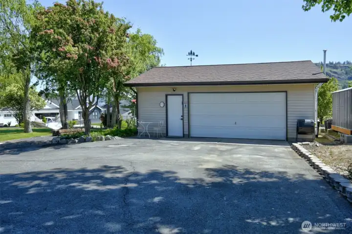 Shop and Park